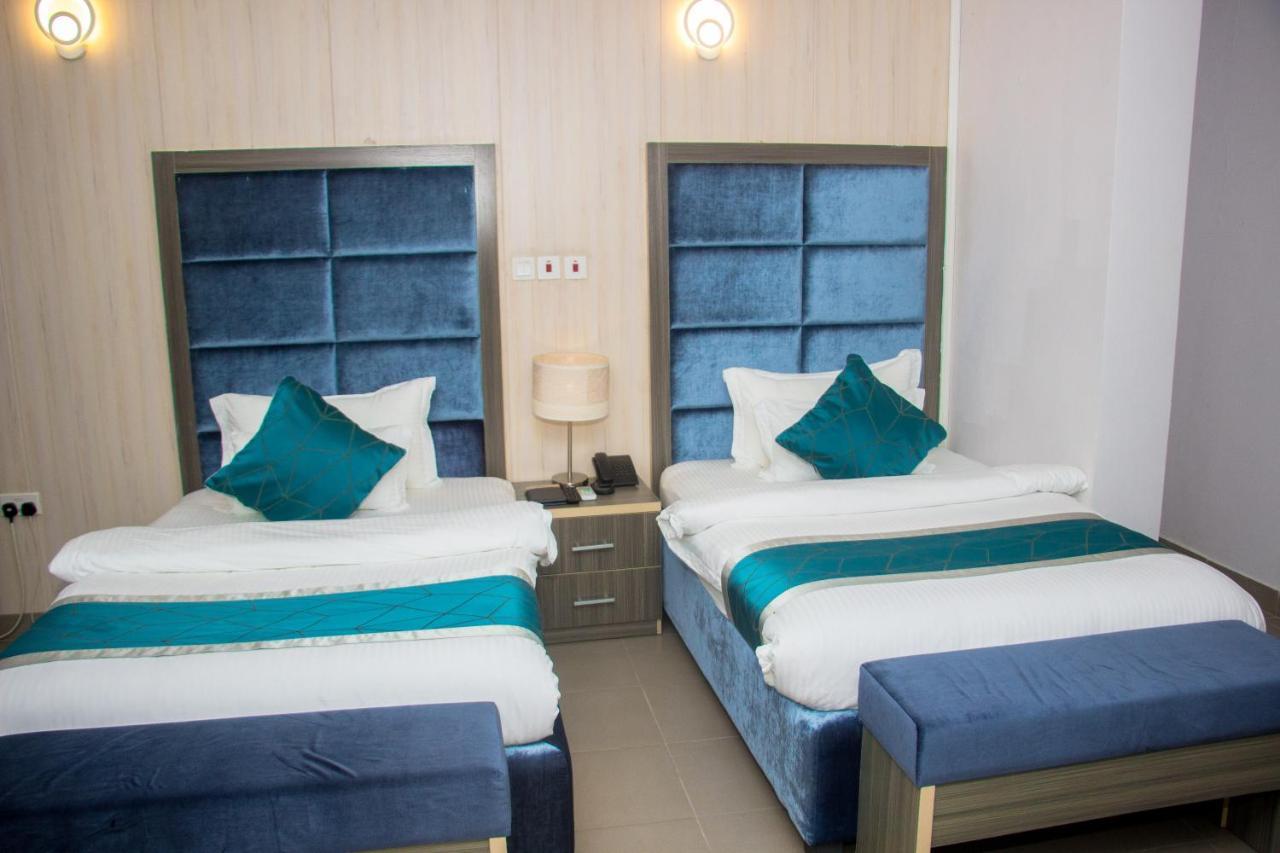 Riviera Suites Лагос Экстерьер фото